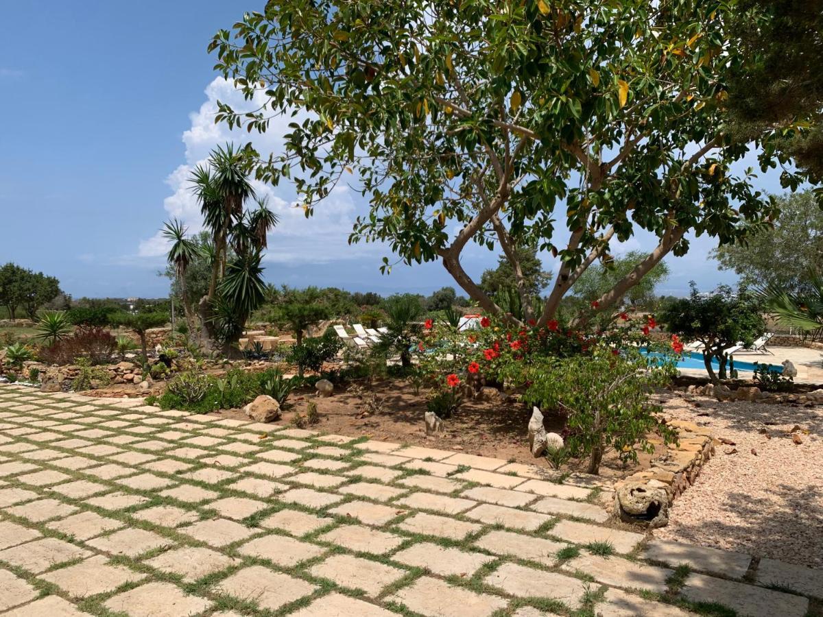 Apartamentos Vista Vedrá La Savina  Exterior foto